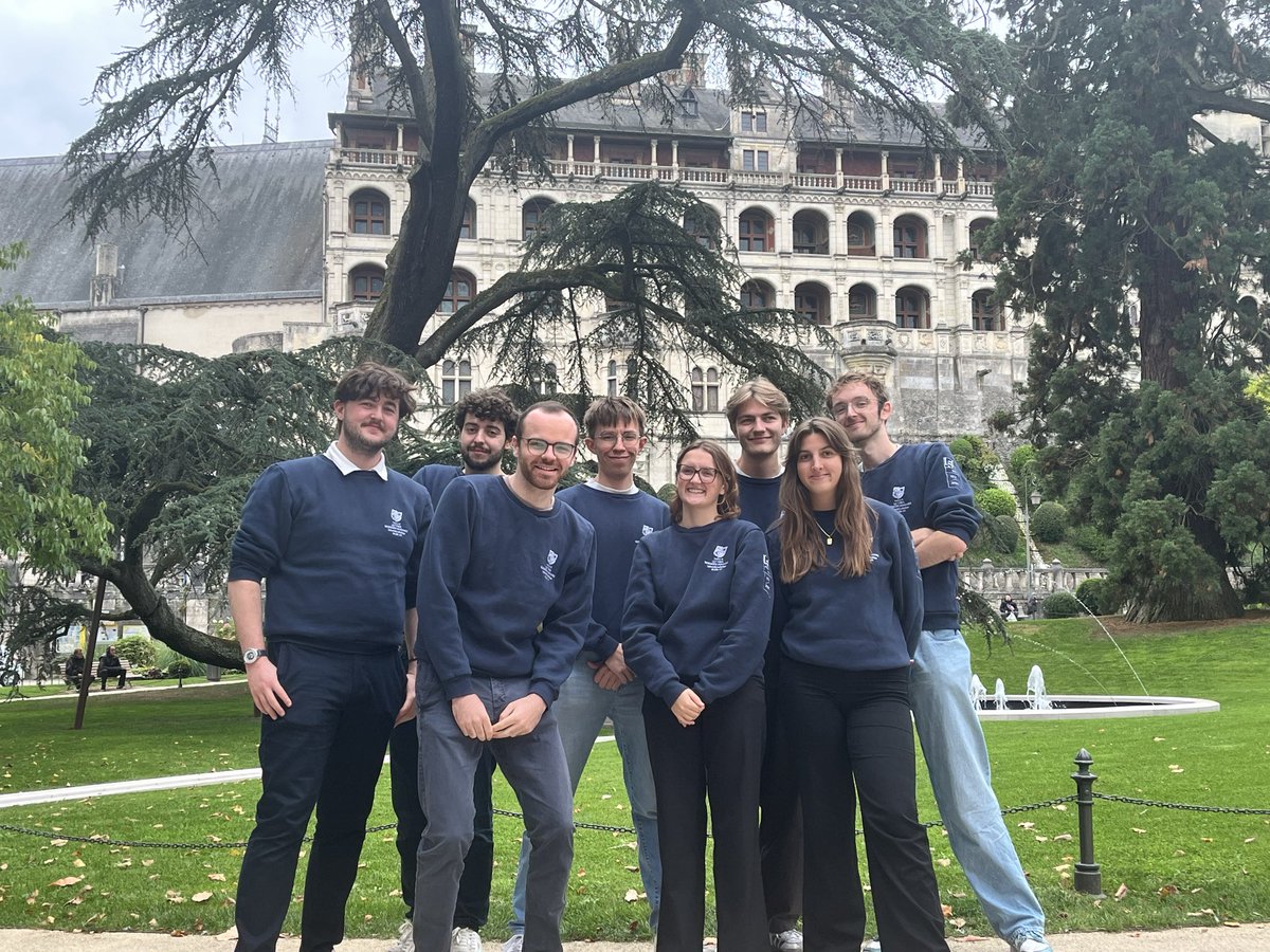 Les M2 Histoire publique de la <a href="/flsh_lille/">Faculté des Lettres & Sciences Humaines</a> ont pris leurs quartiers aux <a href="/rdvhistoire/">Rendez-vous-histoire</a> de Blois.