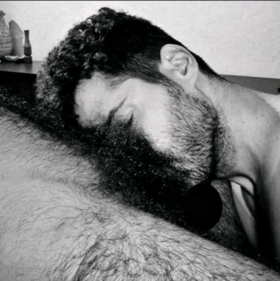 horny top.. tweet media