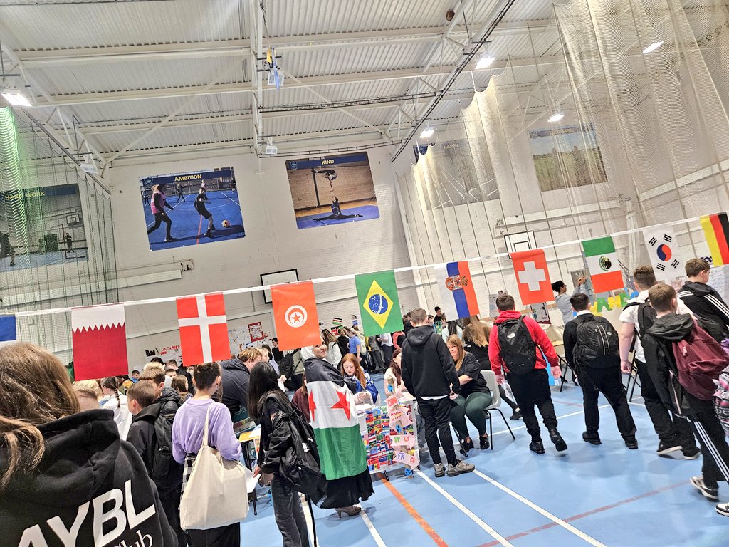 BrannockSS_RMPS's tweet image. An outstanding Culture Day led by senior pupils Shaimaa and Emma yesterday. The pupils loved finding out about other countries&apos; culture, religion, and traditions. The passport was a fantastic addition. This was certainly a day to celebrate diversity. Well done!! @brannock_high