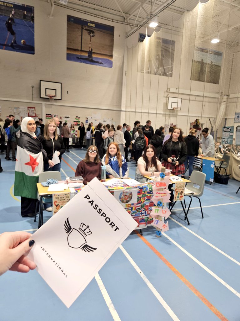 BrannockSS_RMPS's tweet image. An outstanding Culture Day led by senior pupils Shaimaa and Emma yesterday. The pupils loved finding out about other countries&apos; culture, religion, and traditions. The passport was a fantastic addition. This was certainly a day to celebrate diversity. Well done!! @brannock_high