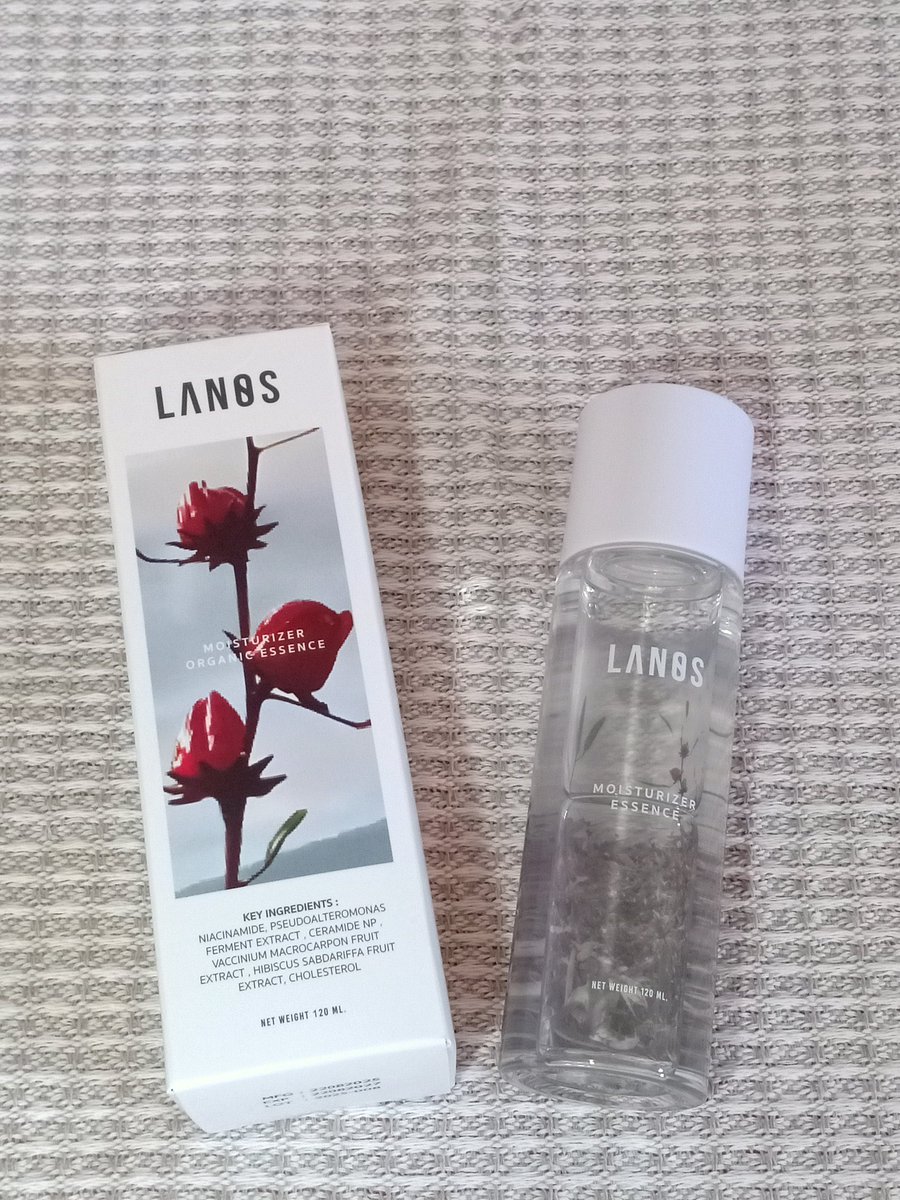 bbwxybb's tweet image. ถือว่าโอเครเลยในราคาหลักร้อย ใครอยากลองไปลองได้ ส่วนจะเห็นผลได้ชีดไม่ชัดขึ้นอยู่กับสภาพผิวของแต่ละคนด้วย แต่ส่วนใหญ่ได้ลองแล้วก็น่าจะพึงพอใจอยู่นะ ในไลฟ์เจนนี่เมื่อวาน 1 นาทีขายได้ 1 ล้าน ถือว่าคนซื้อซ้ำเยอะเลย

มีโปร 10.10 
s.shopee.co.th/8fJcbSOFtQ

#น้ำตบ #น้ำตบลานอส #LANOS