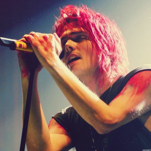 mika 🐇 | MCRLA 4 + 5 tweet media