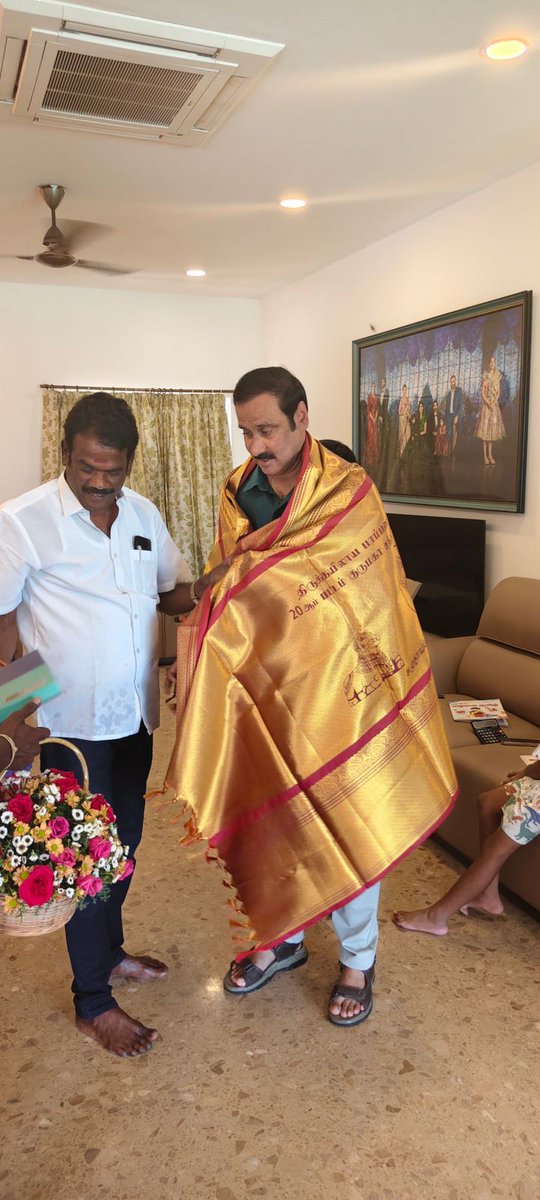 SivakumarState's tweet image. பாட்டாளி மக்கள் கட்சியின் மாநில தலைவர் இளைஞர்களின் எழுச்சி நாயகர் அண்ணன் அன்புமணி இராமதாஸ் அவர்களின் பிறந்தநாளை முன்னிட்டு இன்று நேரில் சந்தித்து வாழ்த்து தெரிவித்து மகிழ்ந்தேன்....