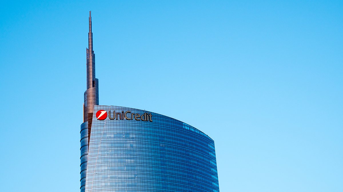 lauranaka's tweet image. UniCredit-Banco BPM, ci risiamo? Sberla a Meloni, UE all’attacco contro il golden power. Per Orcel possibilità di chiedere allo Stato italiano i risarcimenti del danno sofferto, causato da diktat anche sui BTP. Due letterine al governo Meloni in arrivo
money.it/unicredit-banc…