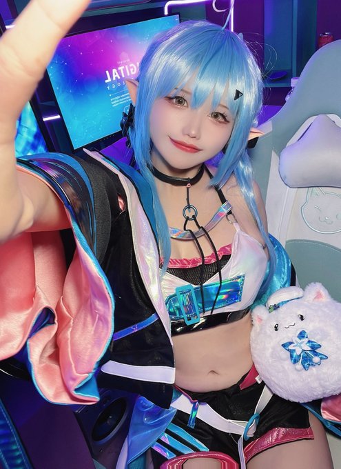 Twitterのコスプレ画像15