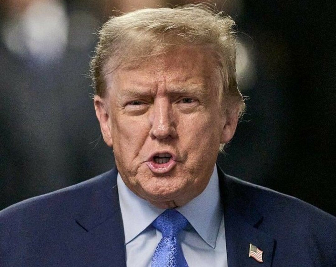 arvindchotia's tweet image. यह फैसला शानदार रहा...
नोबेल शांति पुरस्कार की रट लगाकर बैठे अमेरिका के राष्ट्रपति डोनाल्ड टैरिफ ट्रंप को नोबेल पुरस्कार नहीं दिया गया है। ट्रंप ने शांति के नोबेल के लिए सारे घोड़े खोल दिए थे। धमकियों पर उतर आए थे। साफ शब्दों में कहा जाए तो नोबेल के लिए उन्होंने बेशर्मी की सारी…