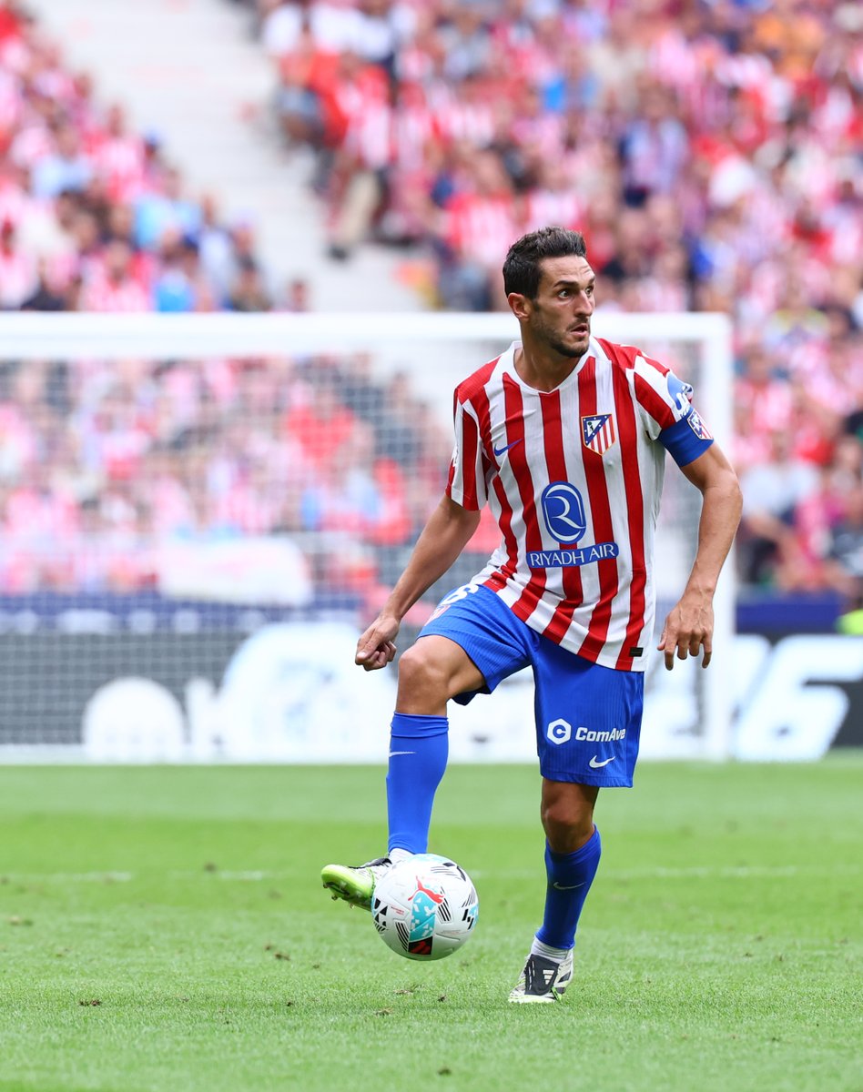 Atleti's tweet image. Esta tarde, sigue en directo si resides en España, en nuestro canal de YouTube, el encuentro amistoso 🆚 @Inter.
👉 loom.ly/2urmQa4