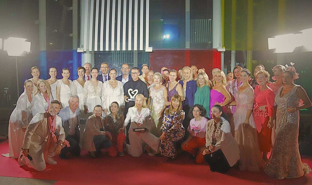 La Pasarela Contra el Cáncer de Mama se convirtió ayer en una noche cargada de emociones, nervios, alegría y superación. Gracias a todos por esta noche mágica. #noslotomamosapecho