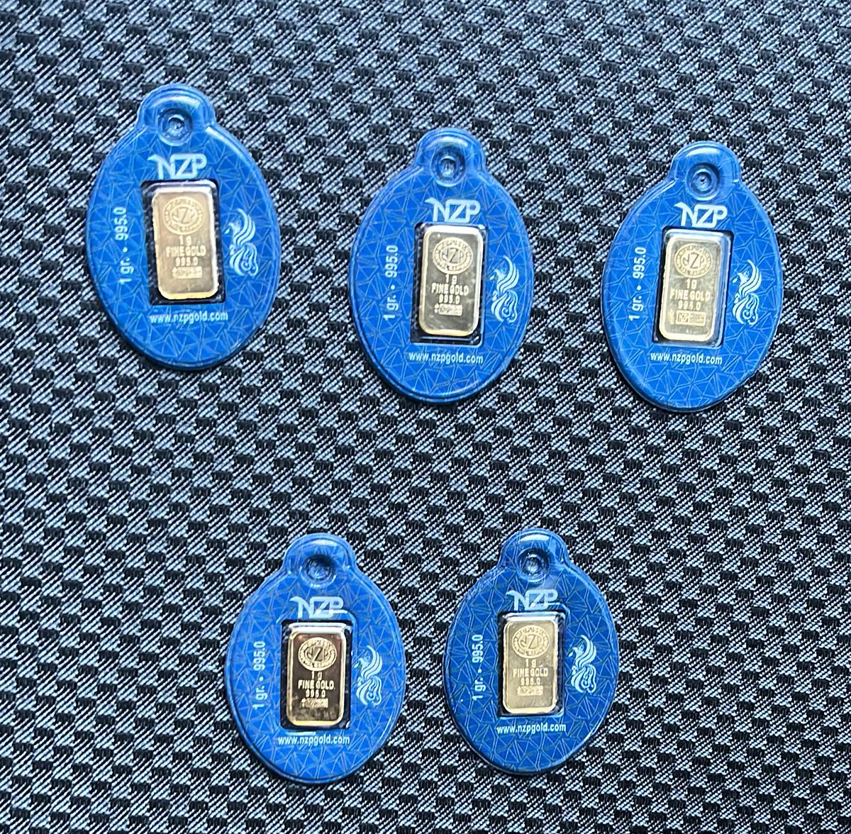 5 gram altın eklemesi yaptım, 5.630 TL’den.
Maliyetim hâlâ düşük.
(Yatırım tavsiyesi değildir.)