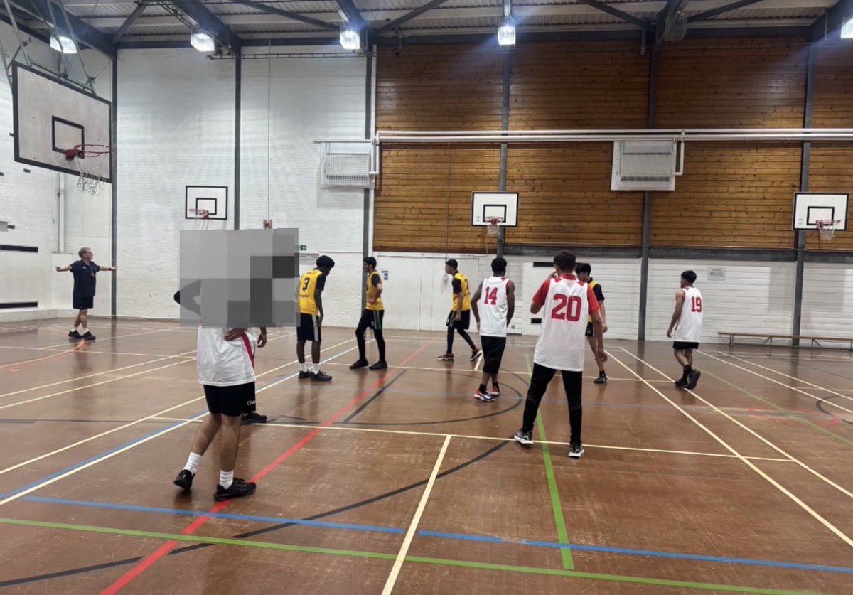 Challney PE Department (@challneypedept) on Twitter photo Our <a href="/ChallneyBoys/">Challney Boys</a> Year 11s put on a great display last night β strong performances from both sides and excellent sportsmanship throughout! πͺπ #Respect #SchoolSport #sportforall Our <a href="/ChallneyBoys/">Challney Boys</a> Year 11s put on a great display last night β strong performances from both sides and excellent sportsmanship throughout! πͺπ #Respect #SchoolSport #sportforall