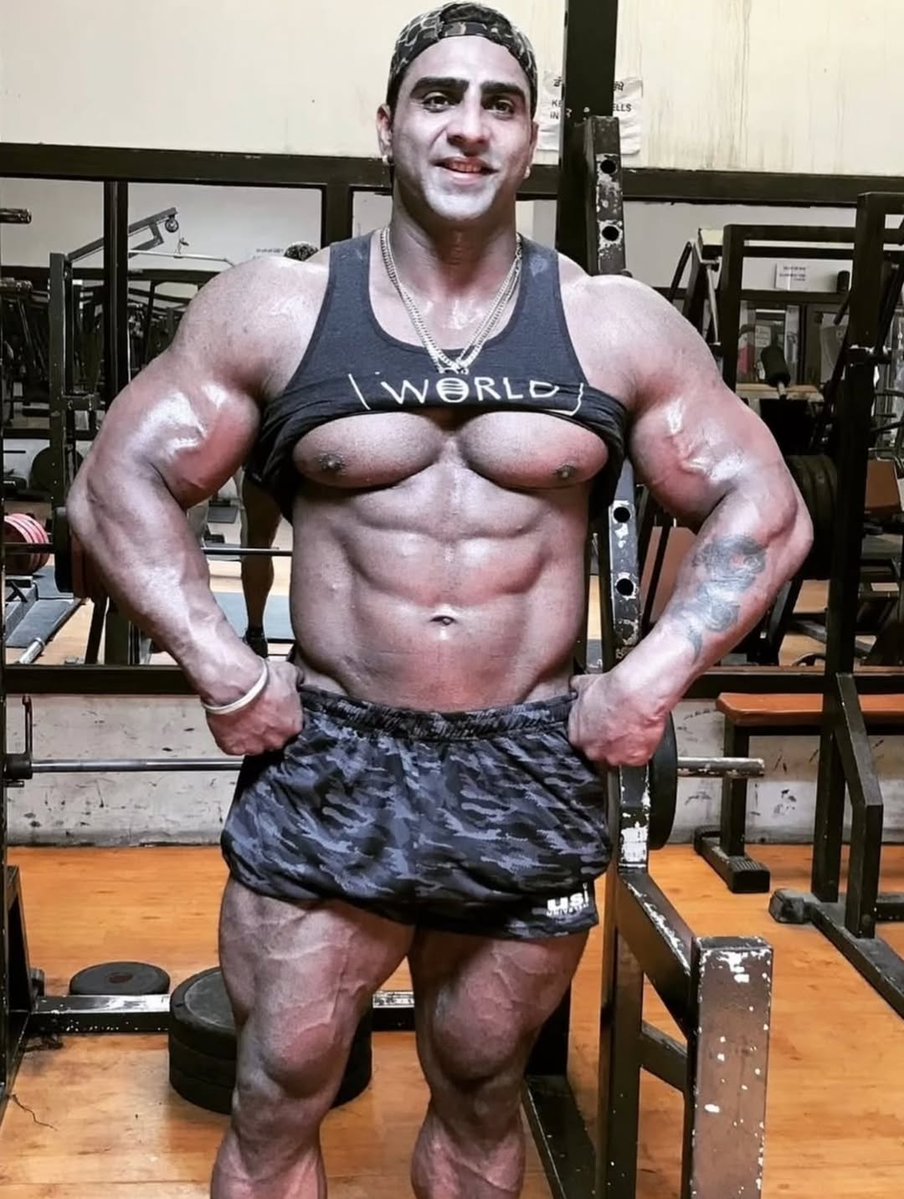 alldatmatterz_'s tweet image. Punjabi Actor and Bodybuilding Icon Varinder Ghuman passed away due to a heart attack. 💔