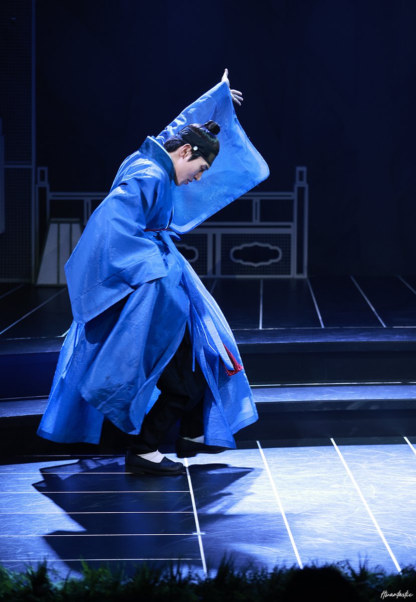 240712
뮤지컬 등등곡 스페셜 커튼콜

🎼M11. 그런 세상

최윤 役 #정재환 

#그런세상 
#등등곡