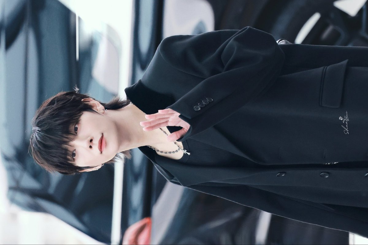 251009
ICN 출국🇺🇸✈️

#조슈아 #JOSHUA #세븐틴 #SEVENTEEN #ジョシュア