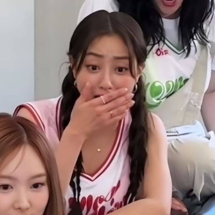 ClosePromise877's tweet image. just listened to the solos for the first time (i did not listen to the snippets) and OH MY GOSH?!