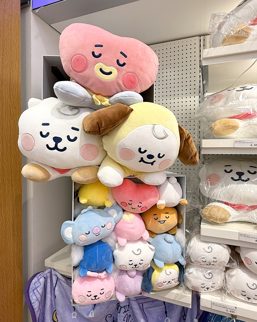 BTS BT21 プルバックカー 台湾限定セット (8点) BTS BT21 プルバックカー 台湾限定セット (8点)