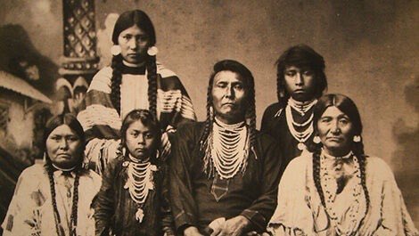 _cava_lier's tweet photo. @1776General_ Very accurate, in fact here is a picture of Americans, so that you may have a clue.
I have also added an image of an immigrant down there. https://t.co/mIz3eQ3mrg