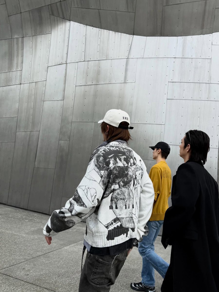 wonubliss's tweet photo. xuminghao_o 🩶🤍📸 #디에잇 https://t.co/PyWGf4aHd8
