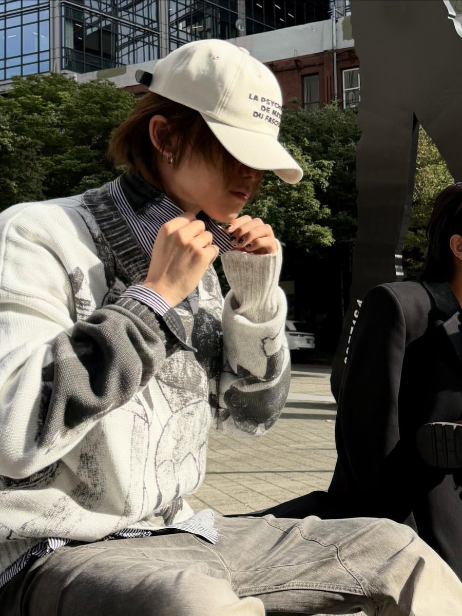 wonubliss's tweet photo. xuminghao_o 🩶🤍📸 #디에잇 https://t.co/PyWGf4aHd8