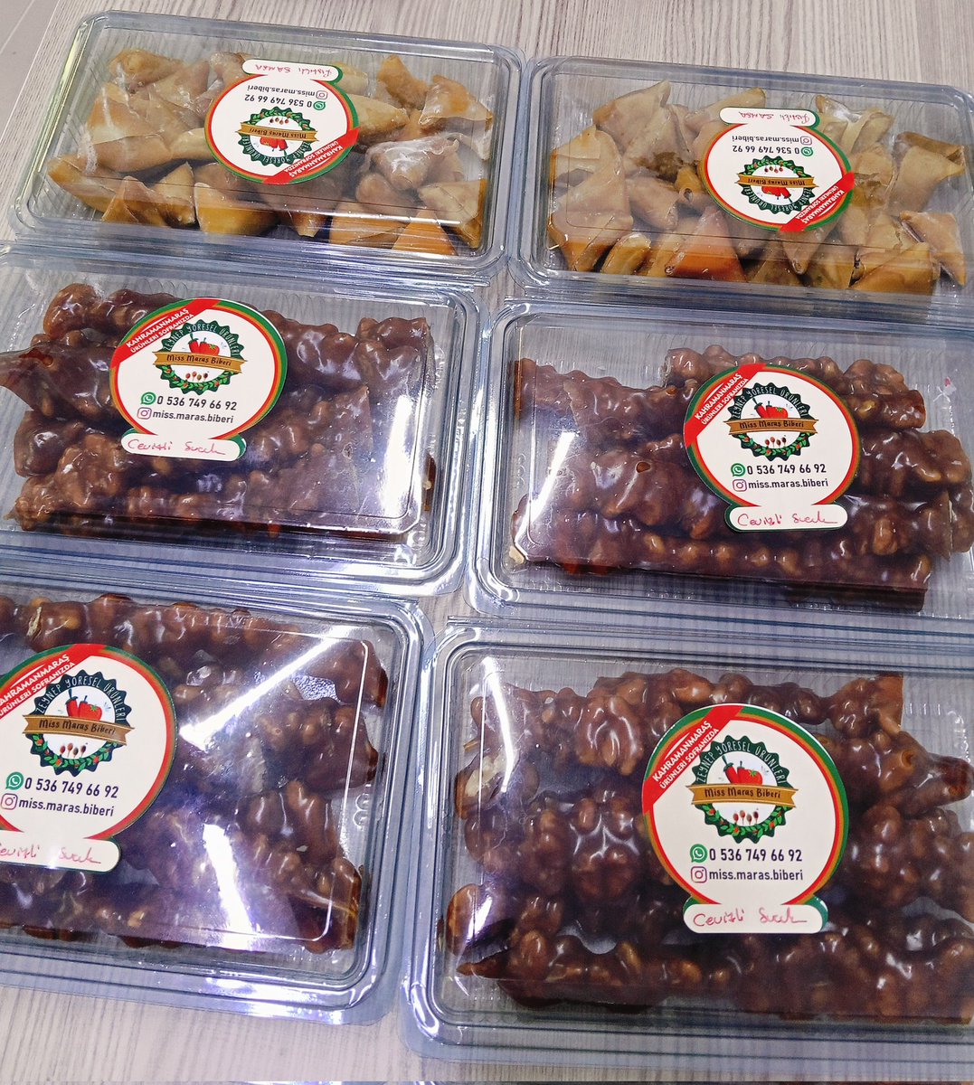 Ceviz sucuk 
Fıstıklı Samsa 
Rt edermisiniz 🙏