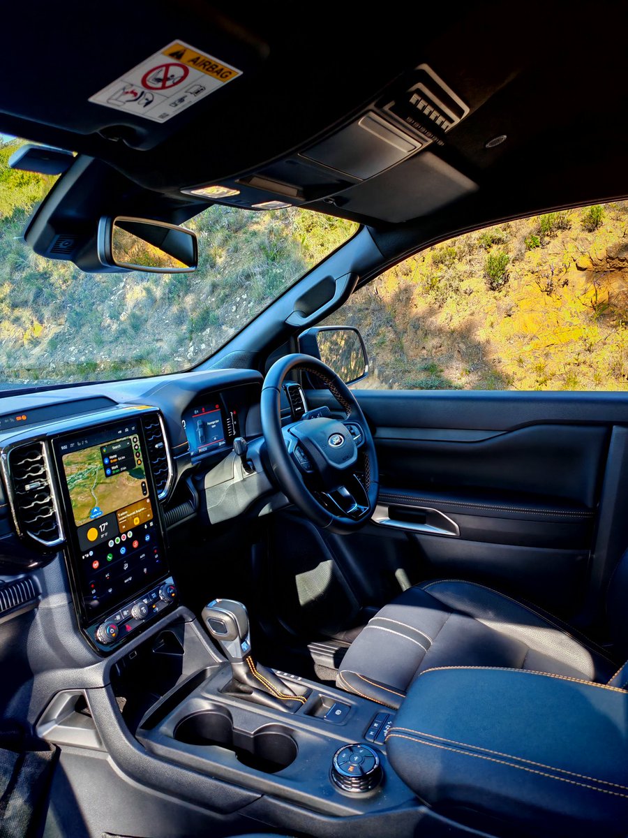 TechnoBokMedia's tweet image. Morning start with this extended-cab powerhouse. The @FordSouthAfrica Ford Ranger Wildtrack.
.
.
#BuiltFordTough
#FordRanger 
#FordSA
#Wildtrack