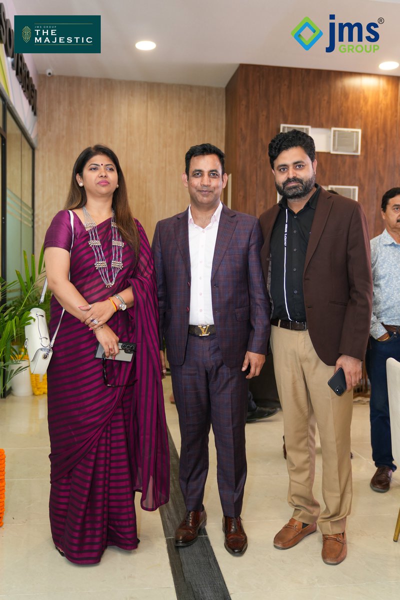 JMSBuildtech's tweet image. A day of blessings, beginnings, and excitement; memories from the Bhoomi Poojan at Aarambh: The Royal Beginning, JMS Group The Majestic.

#JMS #JMSGroup #BuildingTomorrowTogether #RealEstate #gurugram #bhoomipoojan