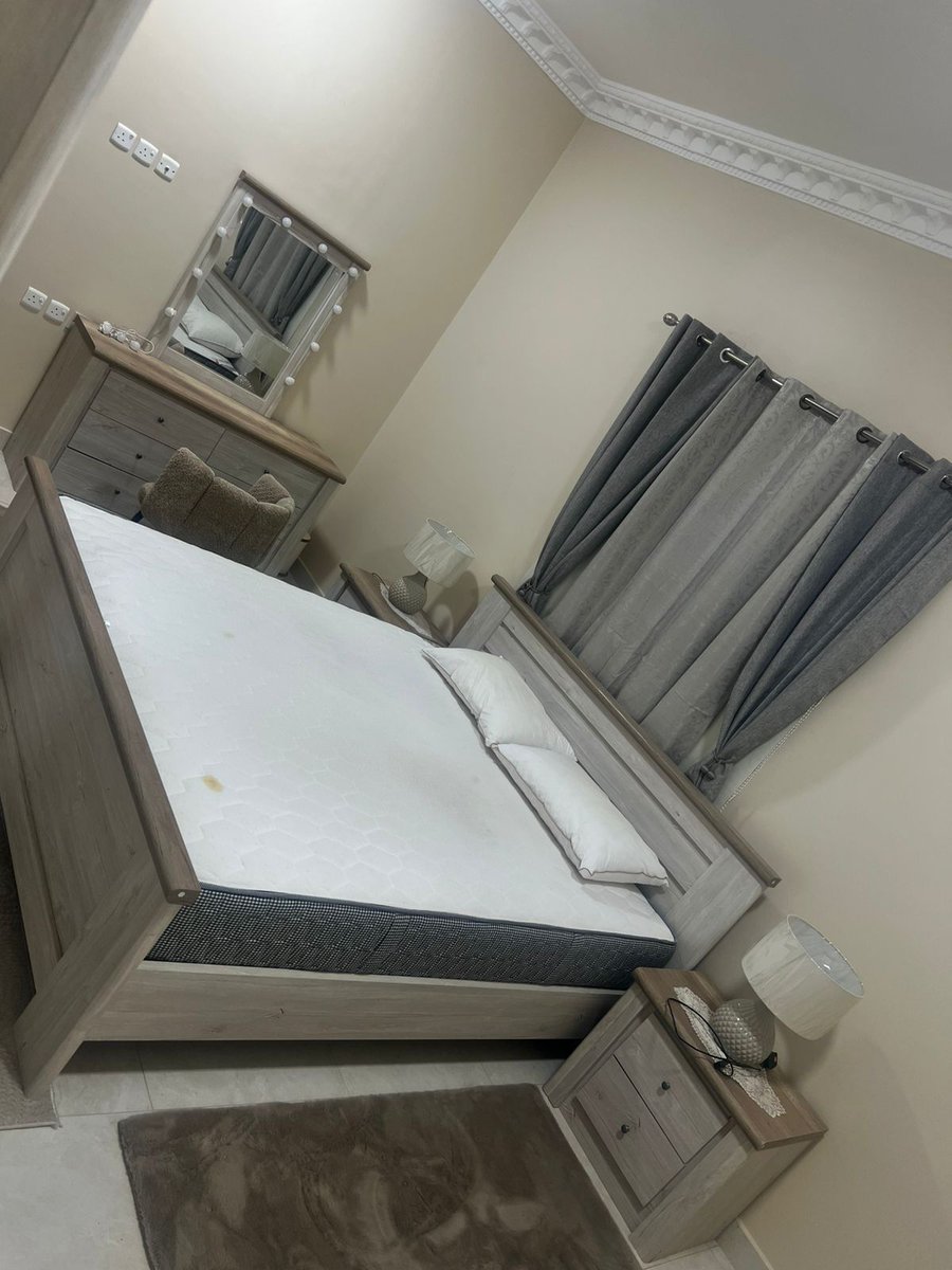 tabuk_haraj's tweet photo. نحن مهتمون بشراء جميع أنواع الأثاث المنزلي والمكتبي، بما في ذلك:
 * 🛏️ أثاث غرف النوم: (الأسرة، الخزائن، التسريحات، الكومودينات).
 * 🛋️ أثاث غرف المعيشة والصالونات: (الكنب، الأرائك، الطاولات الجانبية، أطقم الجلوس الكاملة). https://t.co/TTmcEAhH09