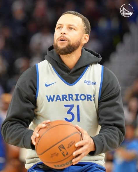 This practice jersey boutta become the rarest Steph memorabilia of all time 😭😭