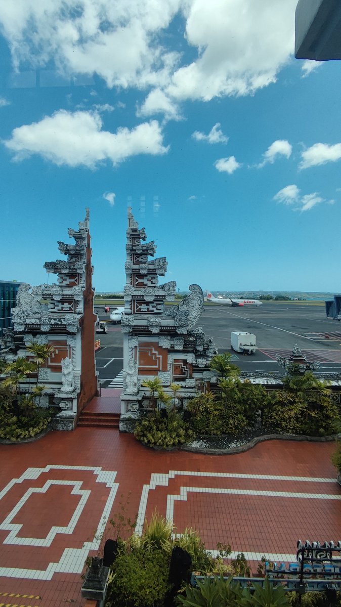 0xLivrein's tweet photo. Final gmonad from bali!
Thanks for everyone for our small meetup
It was a blast! See you on the next trip
@ChocoXXXI @sugarpixeLW @freretote @Crypt0Prince91 @MONster3638_ @Edrea7232 https://t.co/Kvum5Hchpi