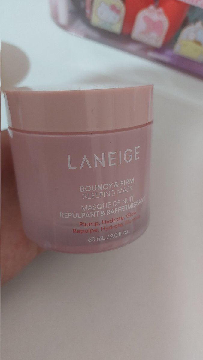 miloocha_'s tweet photo. wts want to sell sleeping mask laneige belum dipake masih baru (segel belum dibuka) beli di official store 🌸🙌🏻 280k ajaa, kalo mau tanya tanya boleh dm aja yaa
🌸 laneige bouncy &amp; firm sleeping mask

#zonauang #zonajajanᅠ https://t.co/GYeVXDdWqY