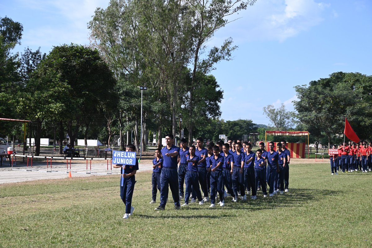 SNagrota's tweet image. 🏅 Annual Athletic Meet 2025 kicked off at SSN!
🎖️ Inaugurated by Sqn Ldr Praveen Kumar
🚩 Majestic March Past &amp;amp; Torch Relay
🎯 Track &amp;amp; Field events 
Celebrating discipline, zeal &amp;amp; team spirit! 💪
#SainikSchoolNagrota #AthleticMeet2025 #TouchTheSkyWithGlory #Sportsmanship