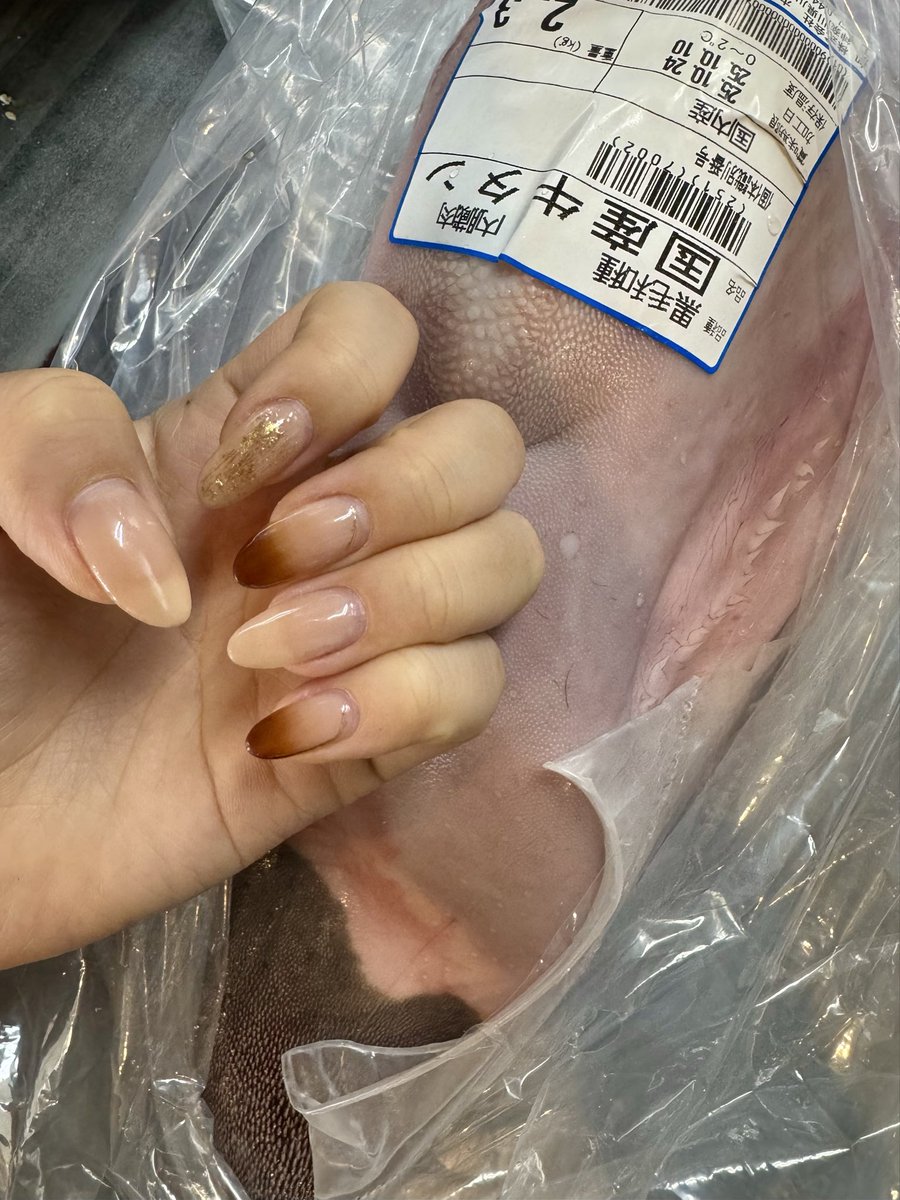 29ayameat's tweet photo. ネイル！ https://t.co/KtJpWBLdBD
