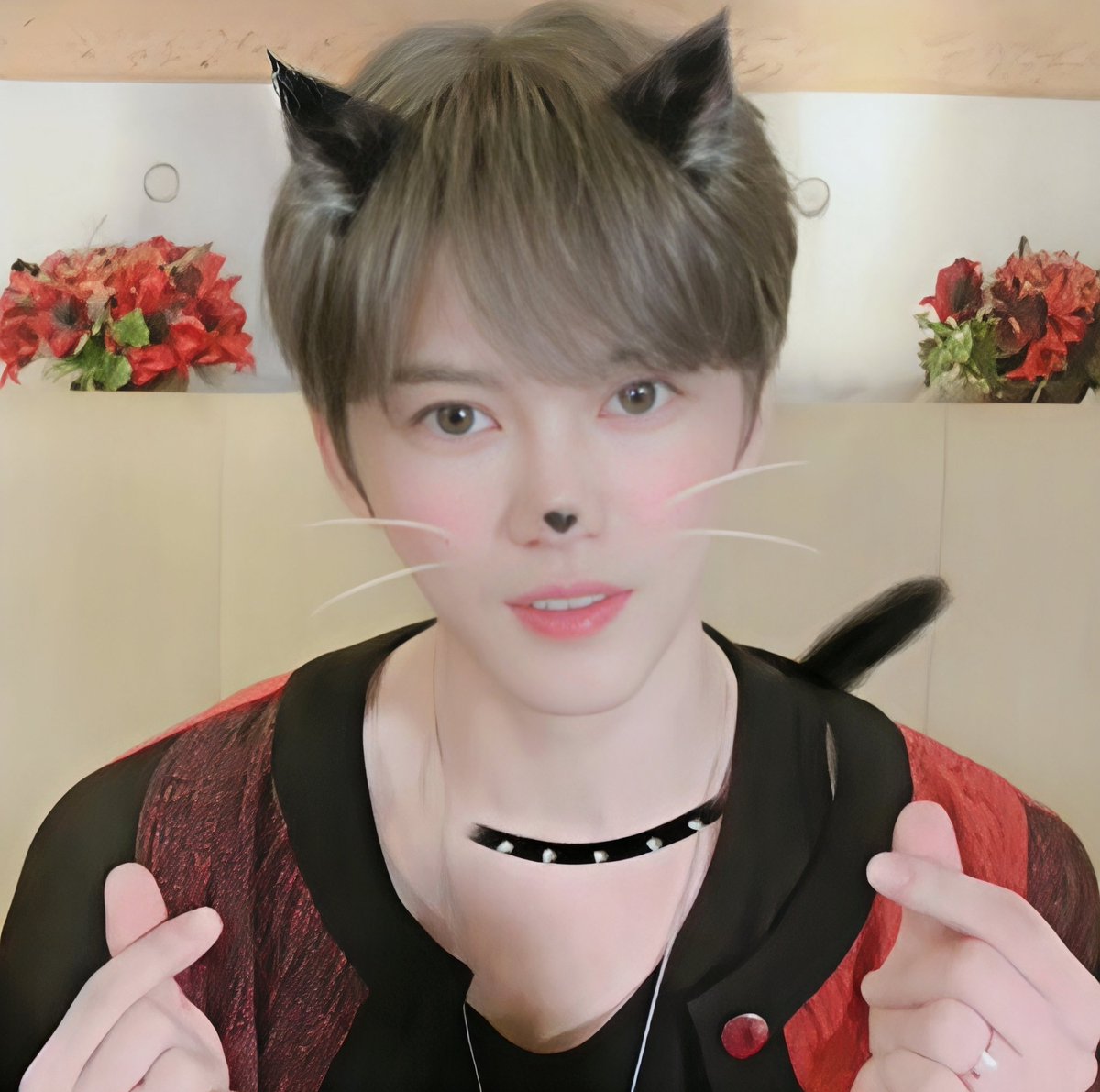 Kim Jae Joong so pretty 🥰😍😘
#beautyinchaos #KIMJAEJOONG #bornfreeonekiss #JAEJOONG_Rhapsody