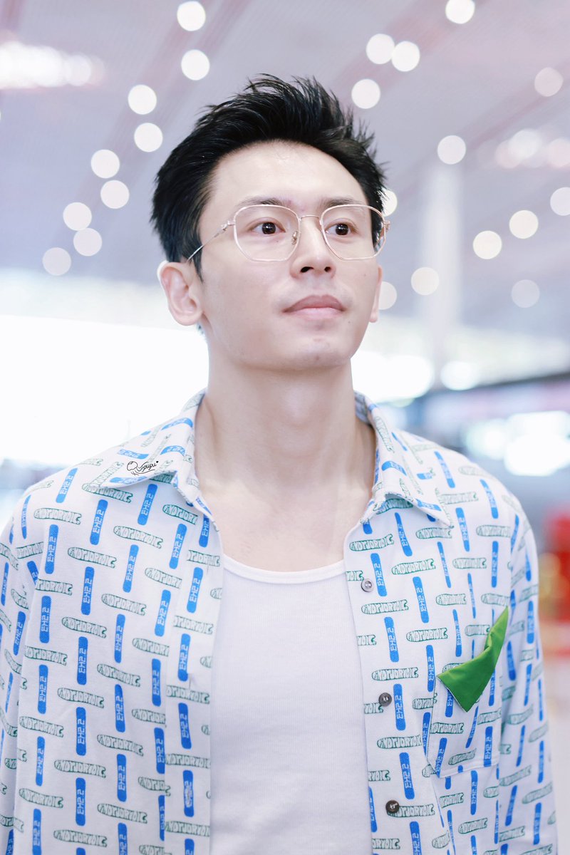 ehsally1's tweet image. 251010  PEK🛫

#ZhangZhehan #ZhangZhehan张哲瀚 #张哲瀚 #張哲瀚 #ZZH
#チャンジャーハン #장철한 #จางเจ๋อฮั่น #PrimordialTheatre #ZhangZheHanBangkokConcert
#张哲瀚泰国演唱会
#洪荒剧场 #TheRealZhangZhehan
#zhangsanjian
#张三坚