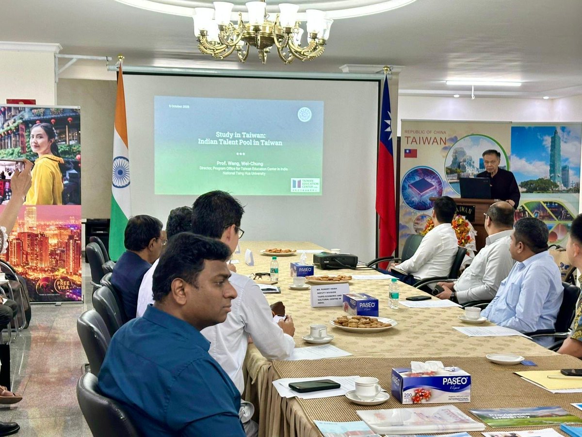 🎓 Taiwan–India Higher Education Exchange at TECC!

The Taipei Economic and Cultural Center (TECC) in India welcomed a delegation of representatives from leading Taiwanese universities for exchanges engagement with Deputy Representative Robert Hsieh and Indian media friends.