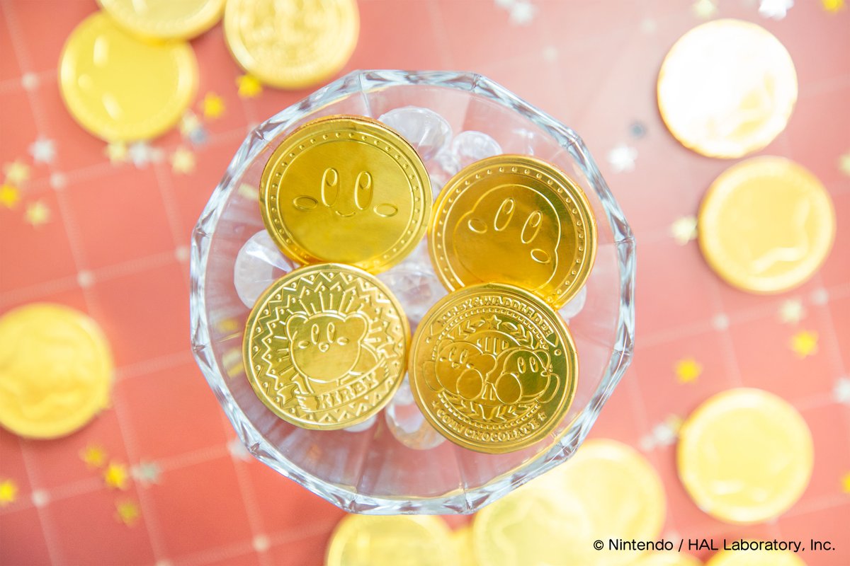 🌟10月発売商品🌟 【#星のカービィ きんぴかコイン型チョコ】 #カービィ、#ワドルディ がデザインされた、コイン型チョコレートが登場です🍫  ぴかぴかに光る金の包装紙が本物のコインのよう✨ 取扱店舗はこちら🔍 🔗https://t.co/9ooUPCmq2f