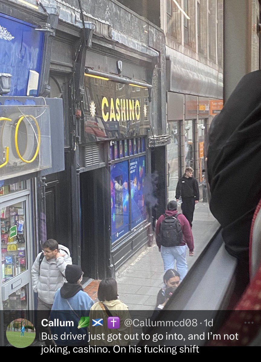 Bus Driver’s “Cashino” Stop Goes Viral, Internet Can’t Stop Laughing #Edinburgh swd.media/news/bus-drive… via <a href="/SWDMedia/">SWD Media</a>