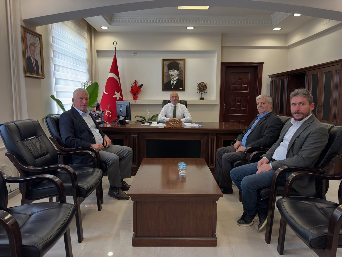 Tekirdağ Tarım Kooperatifleri Başkanı Mustafa ÖZMEN ve yönetim kurulu üyeleri Kaymakamımız Haluk KOÇ’a hayırlı olsun ziyaretinde bulundular.