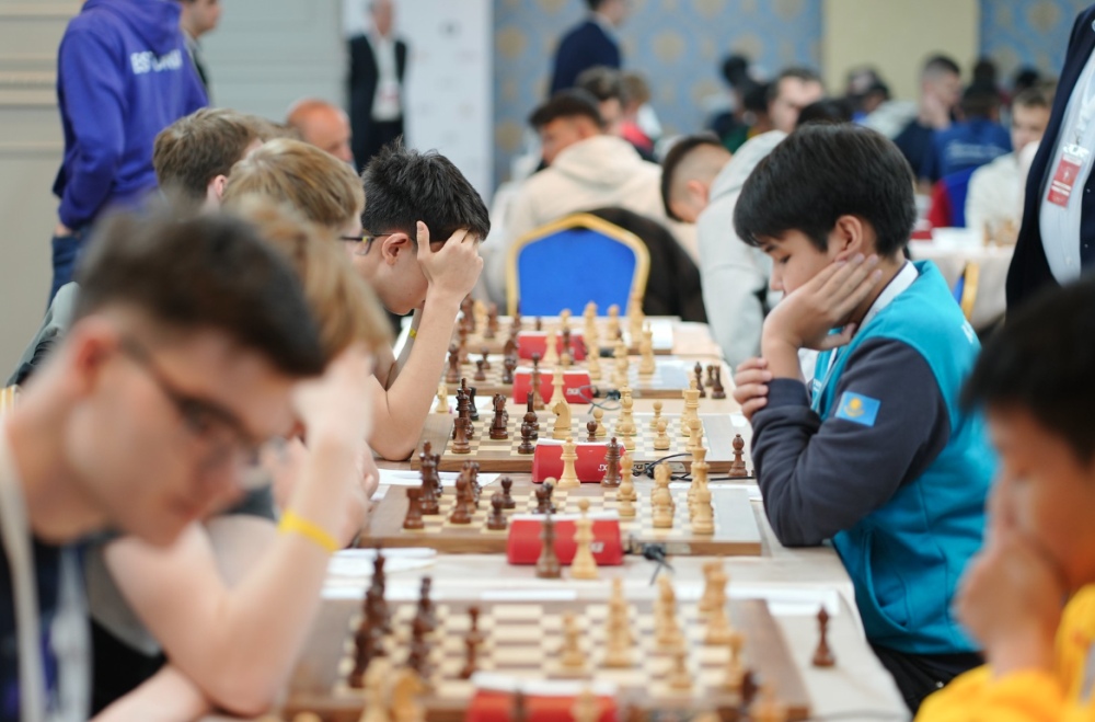 FIDE_chess's tweet image. ♟ The FIDE World Youth Chess Championships 2025 have passed their halfway mark in 🇦🇱 Durrës, and the excitement is only growing!

Hundreds of young players from 83 countries continue to battle with determination, discipline, and true sportsmanship — embodying the global spirit…