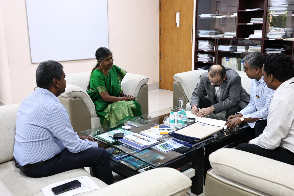 csir_serc's tweet image. Signing & Exchange of MoUs with M/s. NATRAX, Madhyapradesh, SSN College, Kalavakkam and NIT, Trichy