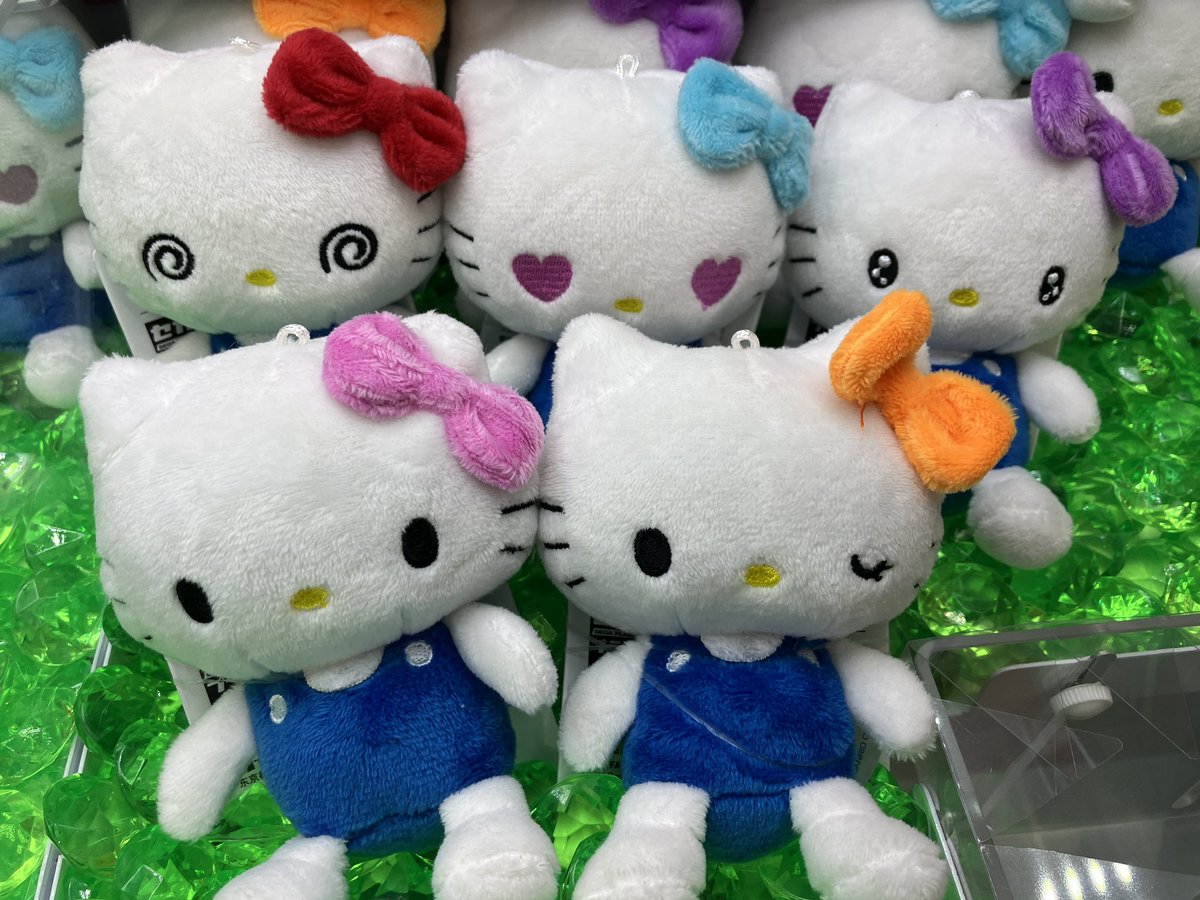 ハローキティ　2001・2002年　4月　ストラップ2本・誕生石付きマスコット Yahoo!オークション - HELLO KITTY ハローキティ ジュエリーマスコッ