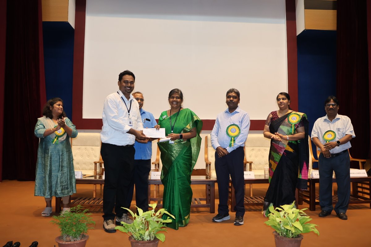 csir_serc's tweet image. Cash award to the officials who wrote 5000 words in hindi