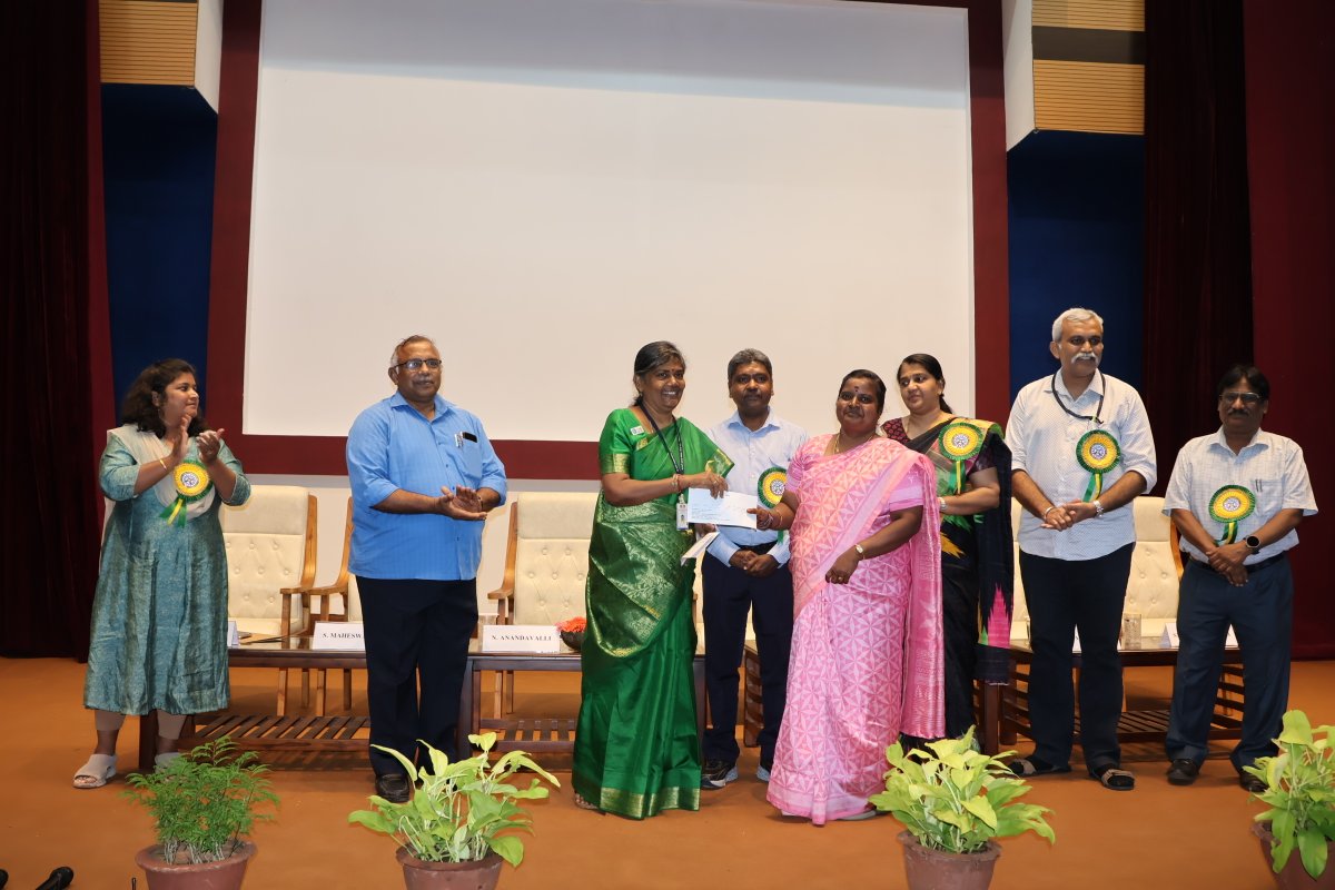 csir_serc's tweet image. Cash award to the officials who wrote 5000 words in hindi