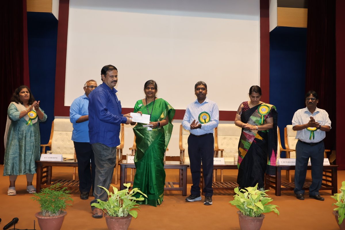 csir_serc's tweet image. Cash award to the officials who wrote 5000 words in hindi