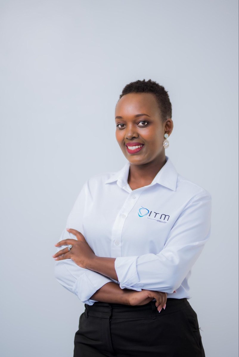 #UyuMunsiMuMateka
#10Ukwakira

Havutse <a href="/InshutiL/">INSHUTI.K.Liliane</a> 
Umubyeyi mwiza w’umunyarwandakazi, Umugore mwiza wa <a href="/kayumbabertrand/">Kayumba Bertrand</a> , agira Urukundo n’urugwiro maze akarangwa n’inseko nzizaaa🥰
Horana Imana n’u #Rwanda Lilly 🙏🏾 Turagukundaaa

Tumwifurize Isabukuru Nziza🎂🎂