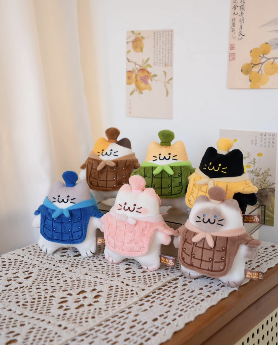When the Terracotta Warriors meet cats, 🐈the “Terracotta Meowment” is born!
Combining the warriors’ grandeur with feline cuteness, it makes ancient culture come alive—adorably! Would you bring one home?