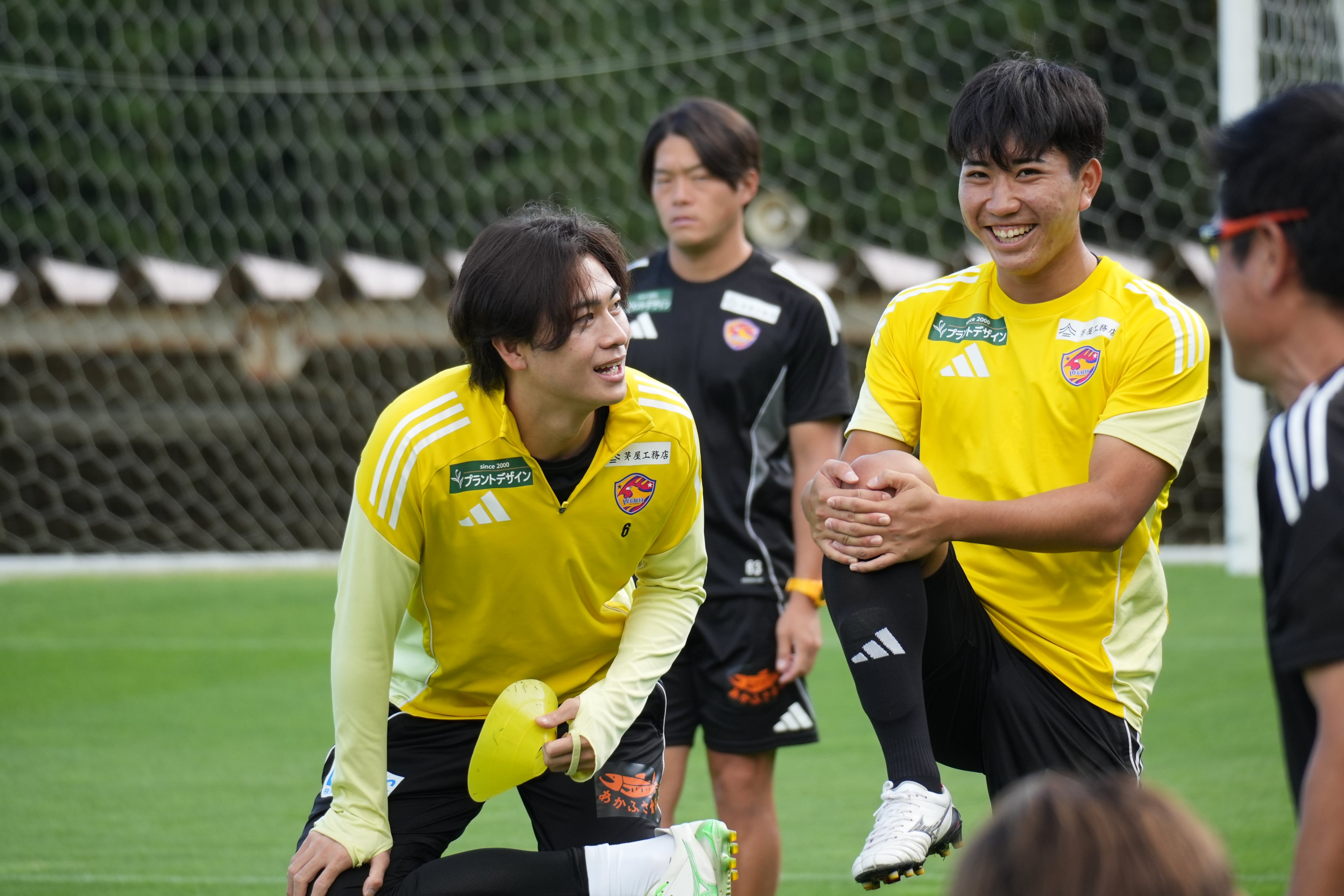 ベガルタ仙台　スニーカー adidas ベガルタ仙台コラボ Jリーグ - メルカリ