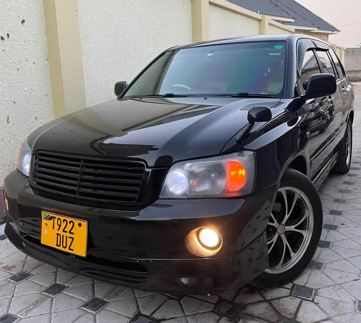 IreneModest's tweet photo. Kluger V : Milion 22.6
⭐️Cc 2360
⭐️Km 89233

📞0747990106 call/text/WhatsApp link ipo kwa pinned post 

⭐️Haijagusa rangi
⭐️Imefugwa ikafugika

PLEASE REPOST❤️❤️❤️

KITU PEKEE TUFANYE RIGHT NOW IS SUPPORT EACH OTHER ILI TUPATE UGALI NA TUTIMIZE MALENGO YETU https://t.co/DXzbQWPPEv