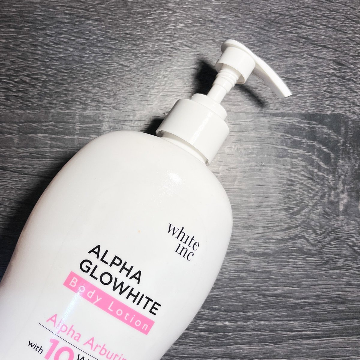 Dulu mikir kulit cerah tuh cuma soal warna, ternyata hydration juga ngaruh banget 😭

Dan baru nemu body lotion yang beneran bikin kulit keliatan cerah dan sehat dari pertama kali pakai👇