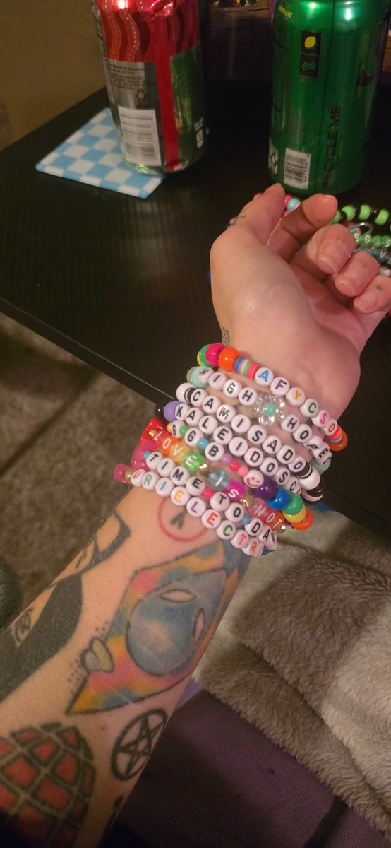 charlotte🪩 tweet media