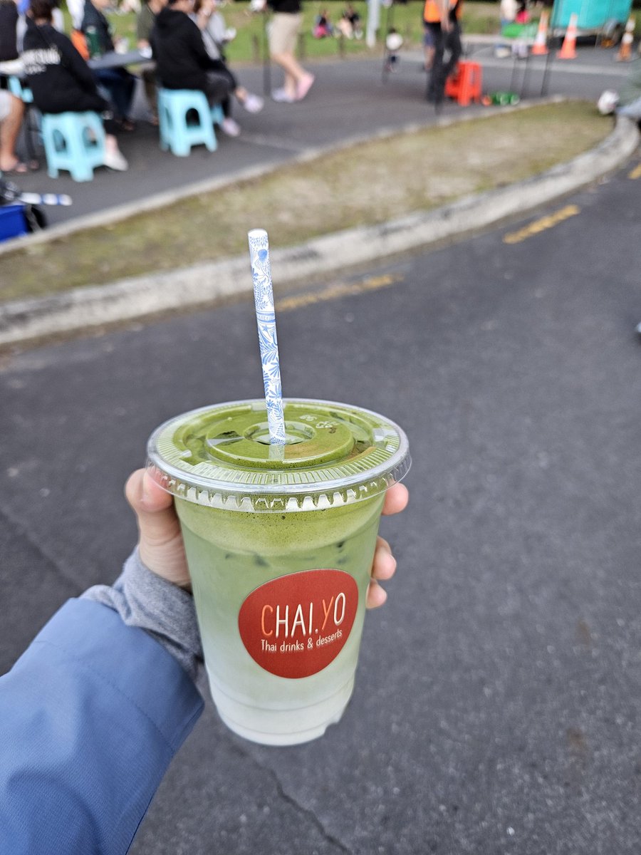helloimbat's tweet photo. Love this. Matcha sedap. Kakak ambik order pulak cantik. https://t.co/IDwA7V0Iy2